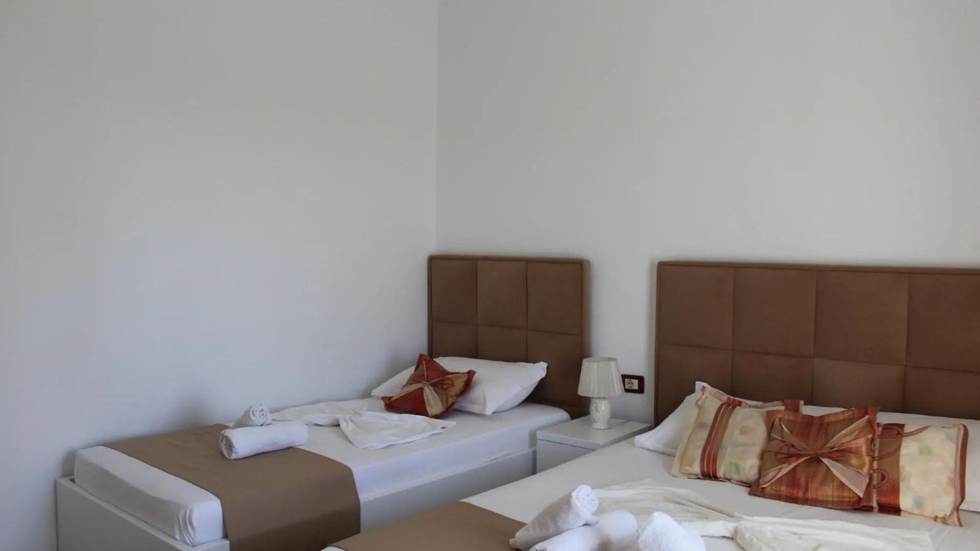 Seli'S Villa Ksamil Apartment