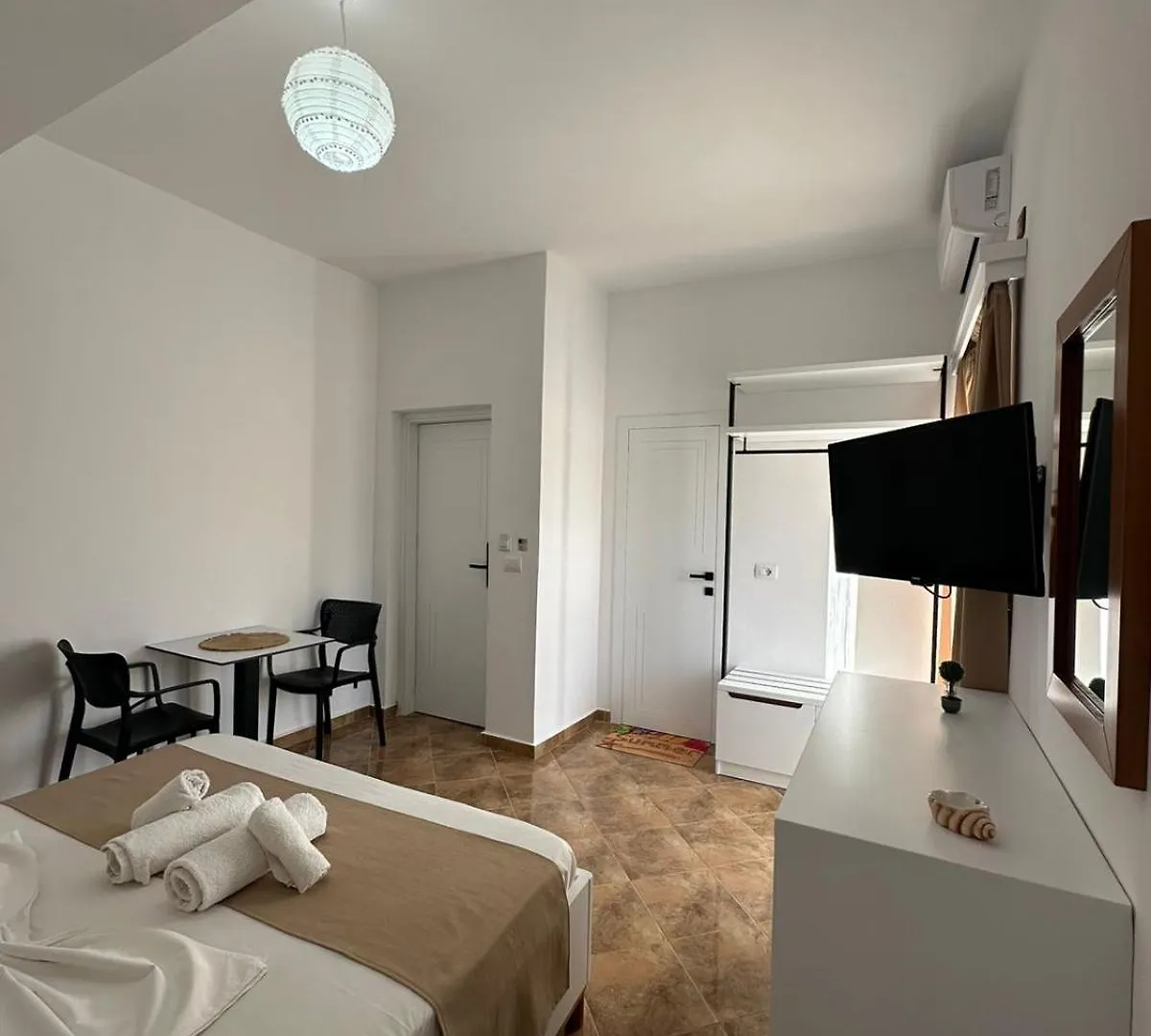 Seli'S Villa Ksamil Apartment