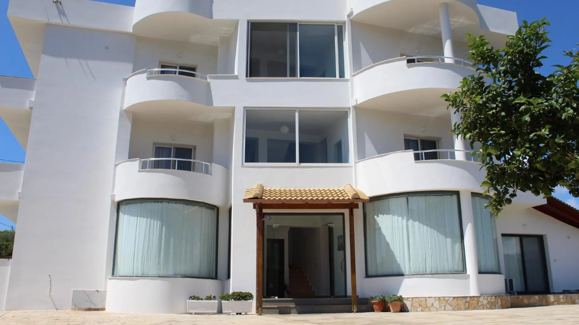 Seli'S Villa Ksamil